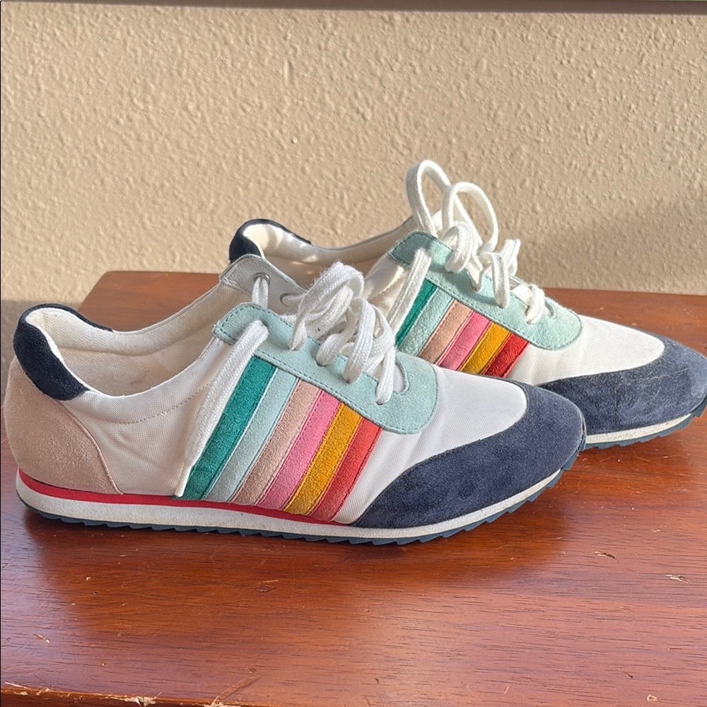 Boden White and Blue Sneakers Retro-Inspired Design